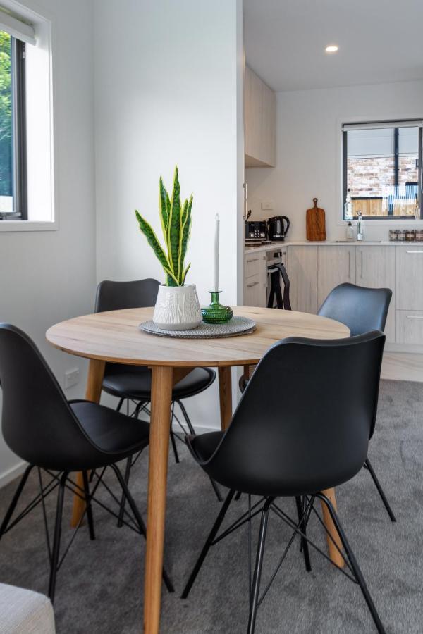 Appartamento Riccarton 2 Bed 1 Bath W/Garage Christchurch Esterno foto